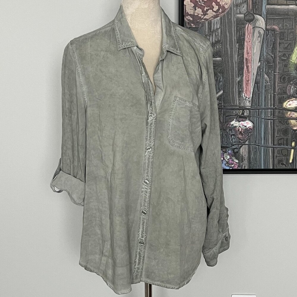 Velvet Heart Green Button-down Shirt M